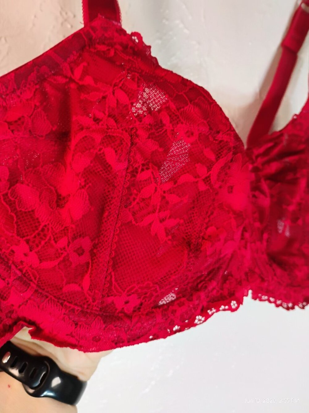 Hips & Curves Dark Red Lace Underwire Bra – Size 44C